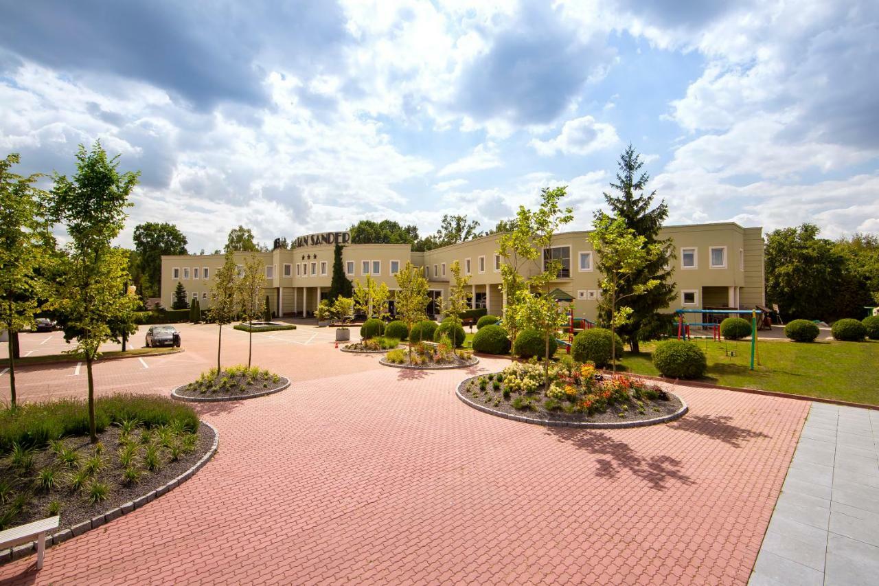 Hotel Jan Sander Aleksandrów Łódzki Buitenkant foto